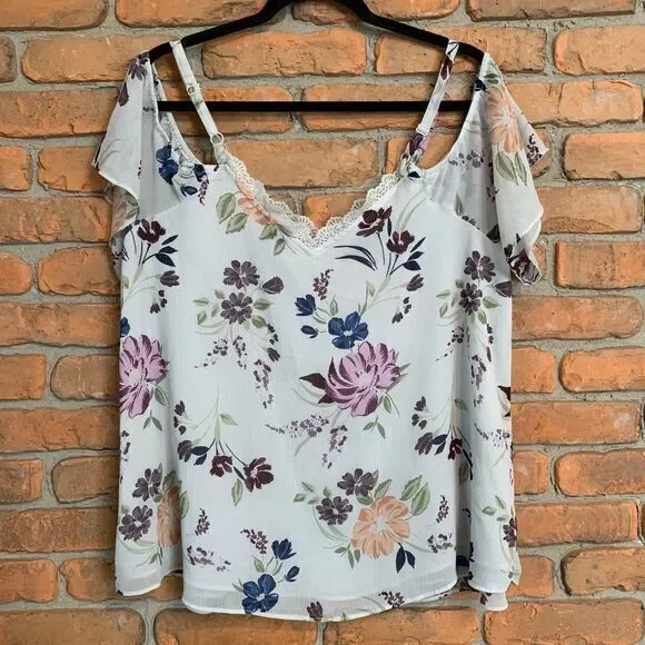Torrid Women's Floral Print Crinkled Chiffon Cold Shoulder Blouse‎ White Size 1X - Picture 3 of 8